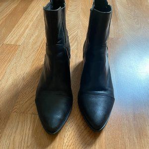 Vagabond Marja Black Leather Chelsea Boots Size 39 US 8